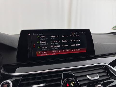 BMW 5 Serie Touring 530d High Executive Aut. *PANO | LUXURY-LEATHER | FULL-LED | MEMORY-PACK | TOP-VIEW | HEATED-COMFORTSEATS | NAVI-FULLMAP | PRIVACY-GLASS | AMBIENT-LIGHT | ECC | PDC | 20''ALU*