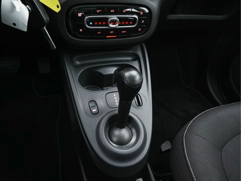 Smart Forfour EQ Comfort 18 kWh {SOH-91%} Aut. *PANO | AIRCO | COMFORT-SEATS | CRUISE | PDC | 15''ALU*