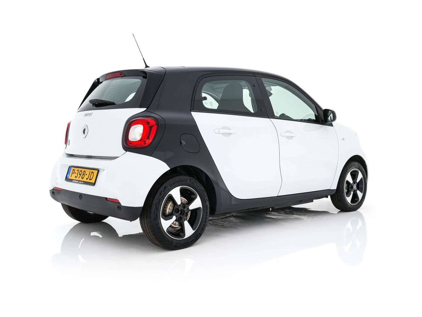 Smart Forfour EQ Comfort 18 kWh {SOH-91%} Aut. *PANO | AIRCO | COMFORT-SEATS | CRUISE | PDC | 15''ALU*