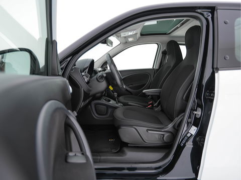 Smart Forfour EQ Comfort 18 kWh {SOH-91%} Aut. *PANO | AIRCO | COMFORT-SEATS | CRUISE | PDC | 15''ALU*