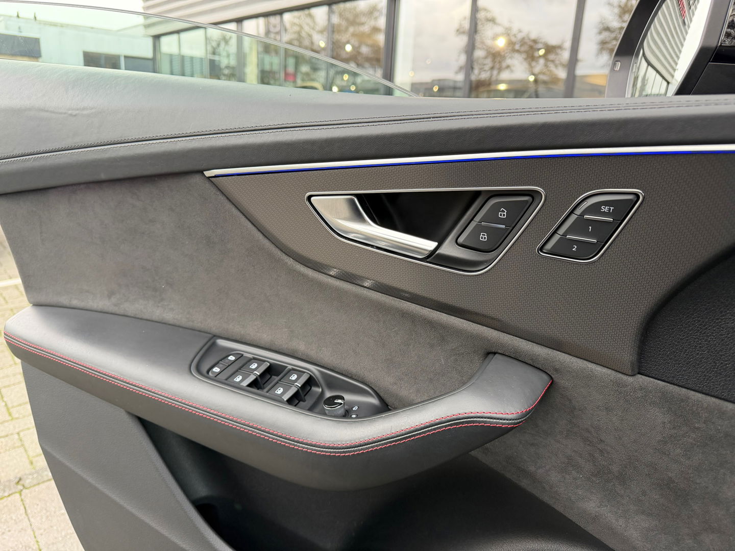 Audi RSQ8 4.0 TFSI Quattro|Pano|Keramisch|NL-Auto|B&O|Carbon|Head-Up|Memory|Keyless|4Wielbesturing