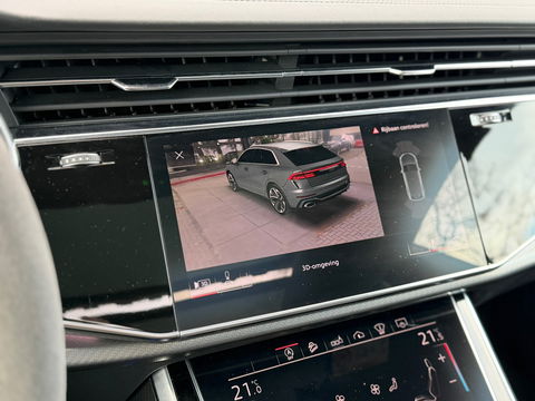 Audi RSQ8 4.0 TFSI Quattro|Pano|Keramisch|NL-Auto|B&O|Carbon|Head-Up|Memory|Keyless|4Wielbesturing