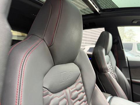 Audi RSQ8 4.0 TFSI Quattro|Pano|Keramisch|NL-Auto|B&O|Carbon|Head-Up|Memory|Keyless|4Wielbesturing