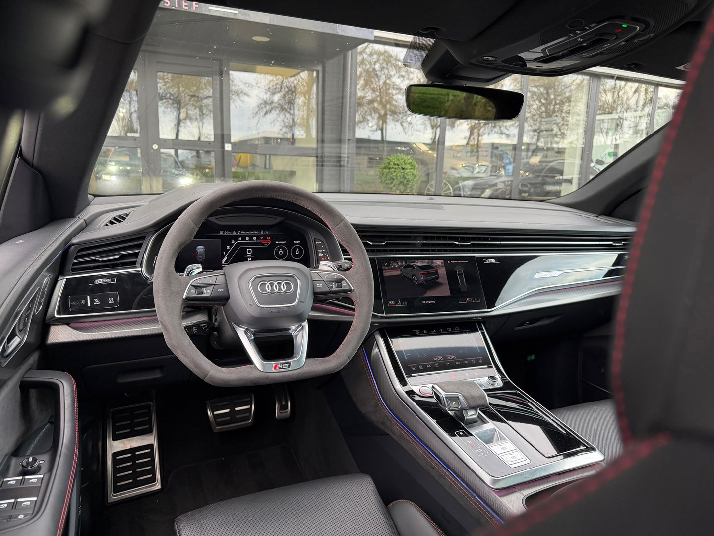 Audi RSQ8 4.0 TFSI Quattro|Pano|Keramisch|NL-Auto|B&O|Carbon|Head-Up|Memory|Keyless|4Wielbesturing