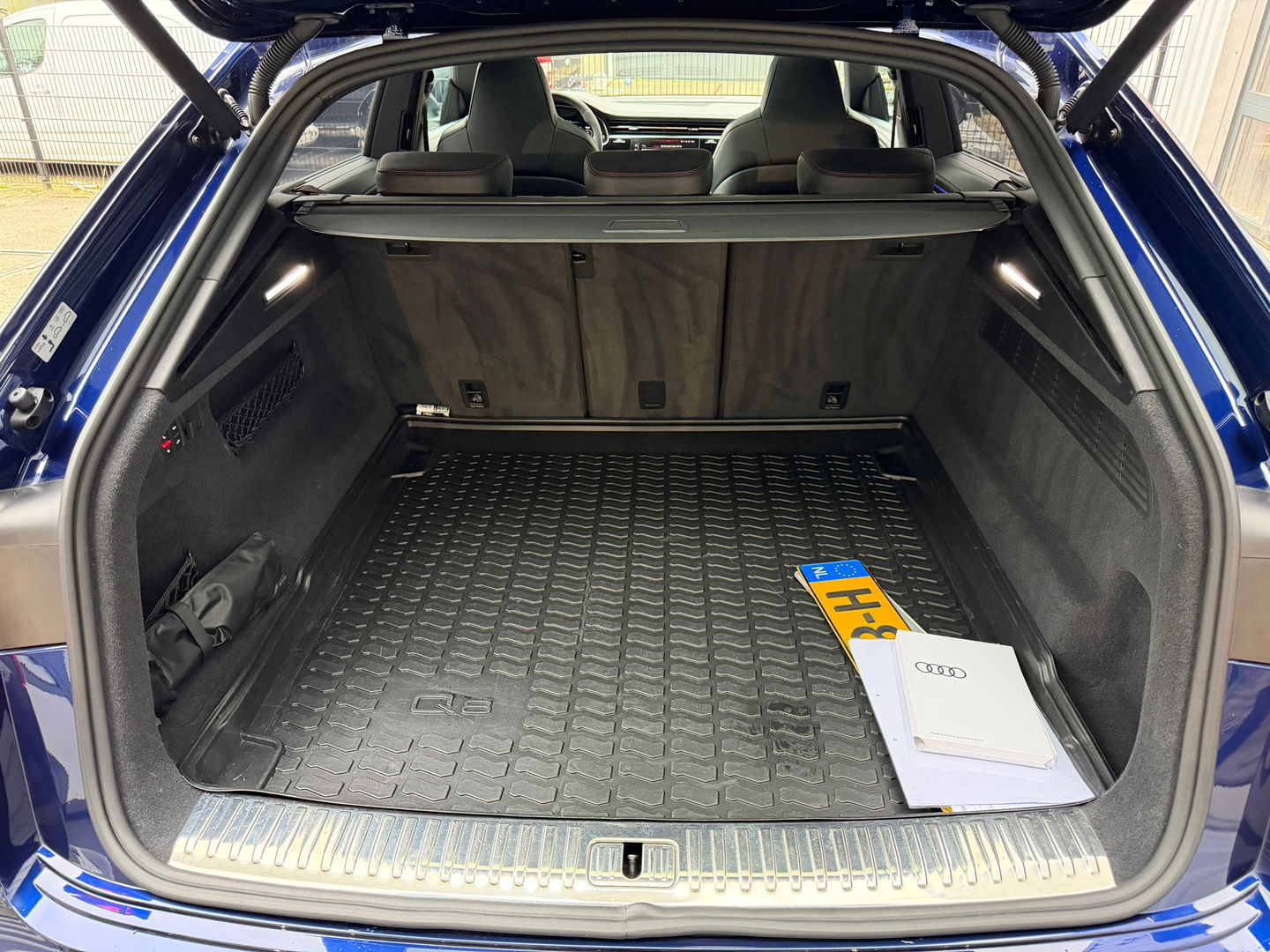 Audi RSQ8 4.0 TFSI Quattro|Pano|Keramisch|NL-Auto|B&O|Carbon|Head-Up|Memory|Keyless|4Wielbesturing