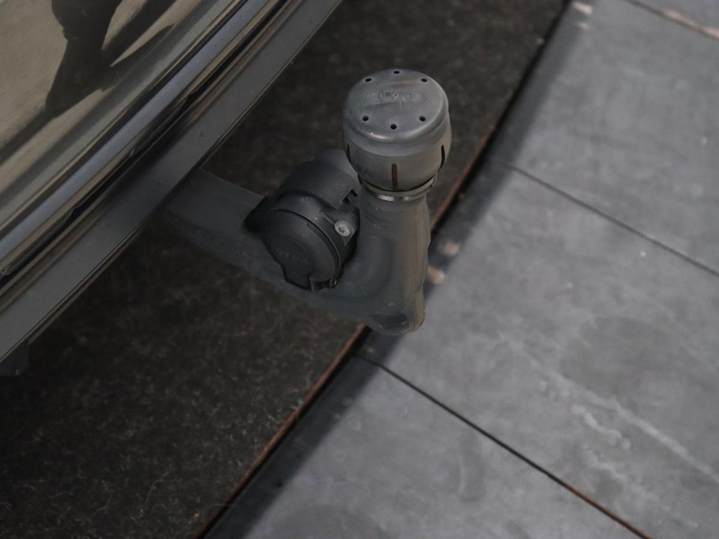 Audi A6 50 TFSIe quattro S edition | Panoramadak | Adaptive cruise | Nappaleder | Stoel & stuurverwarming | Camera | Trekhaak | Keyless | Adaptief onderstel | Carplay | Navigatie | Matrix LED | Getint glas | PHEV | Plug In