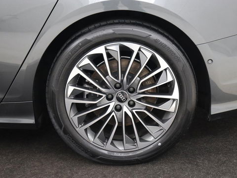 Audi A6 50 TFSIe quattro S edition | Panoramadak | Adaptive cruise | Nappaleder | Stoel & stuurverwarming | Camera | Trekhaak | Keyless | Adaptief onderstel | Carplay | Navigatie | Matrix LED | Getint glas | PHEV | Plug In