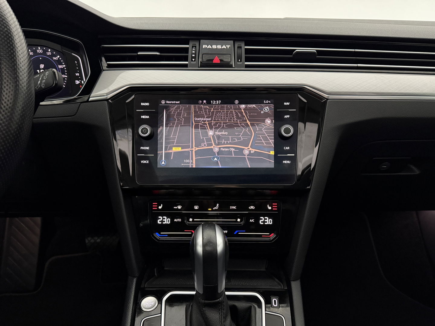 Volkswagen Passat 1.4 TSI GTE PHEV | SOH 90% | Pano | Adap. Cruise | Virtual | Massage | Stoelverw. | Camera | Keyless