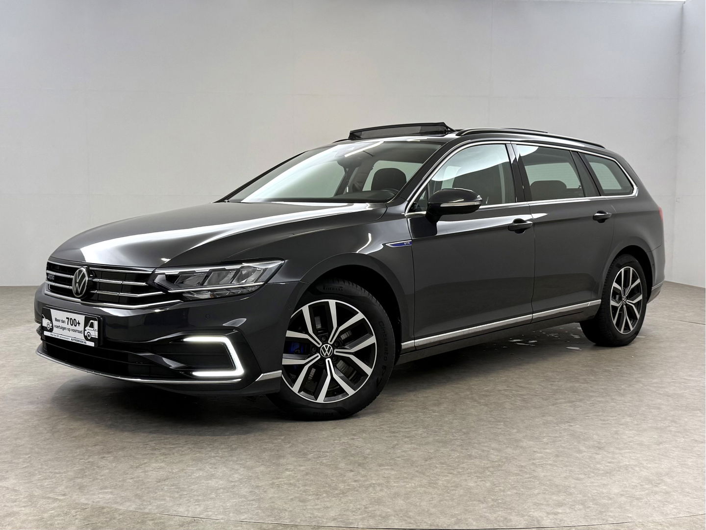 Volkswagen Passat 1.4 TSI PHEV GTE | SOH 90% | Pano | Adap. Cruise | Virtual | Massage | Stoelverw. | Camera | Keyless