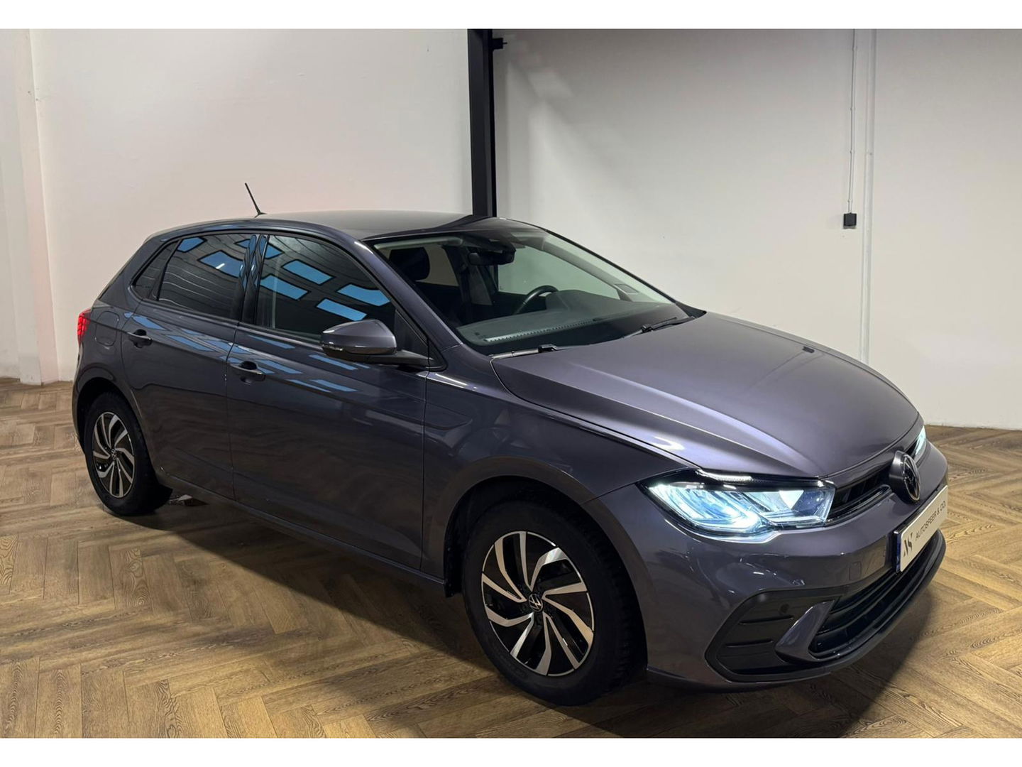 Volkswagen Polo 1.0 TSI Life PDC CARPLAY