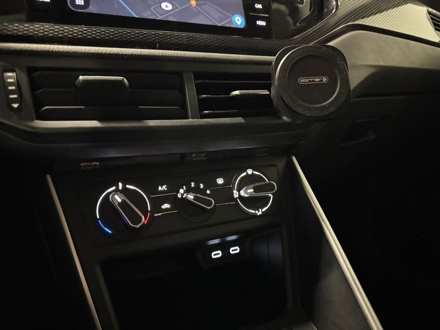 Volkswagen Polo 1.0 TSI Life PDC CARPLAY