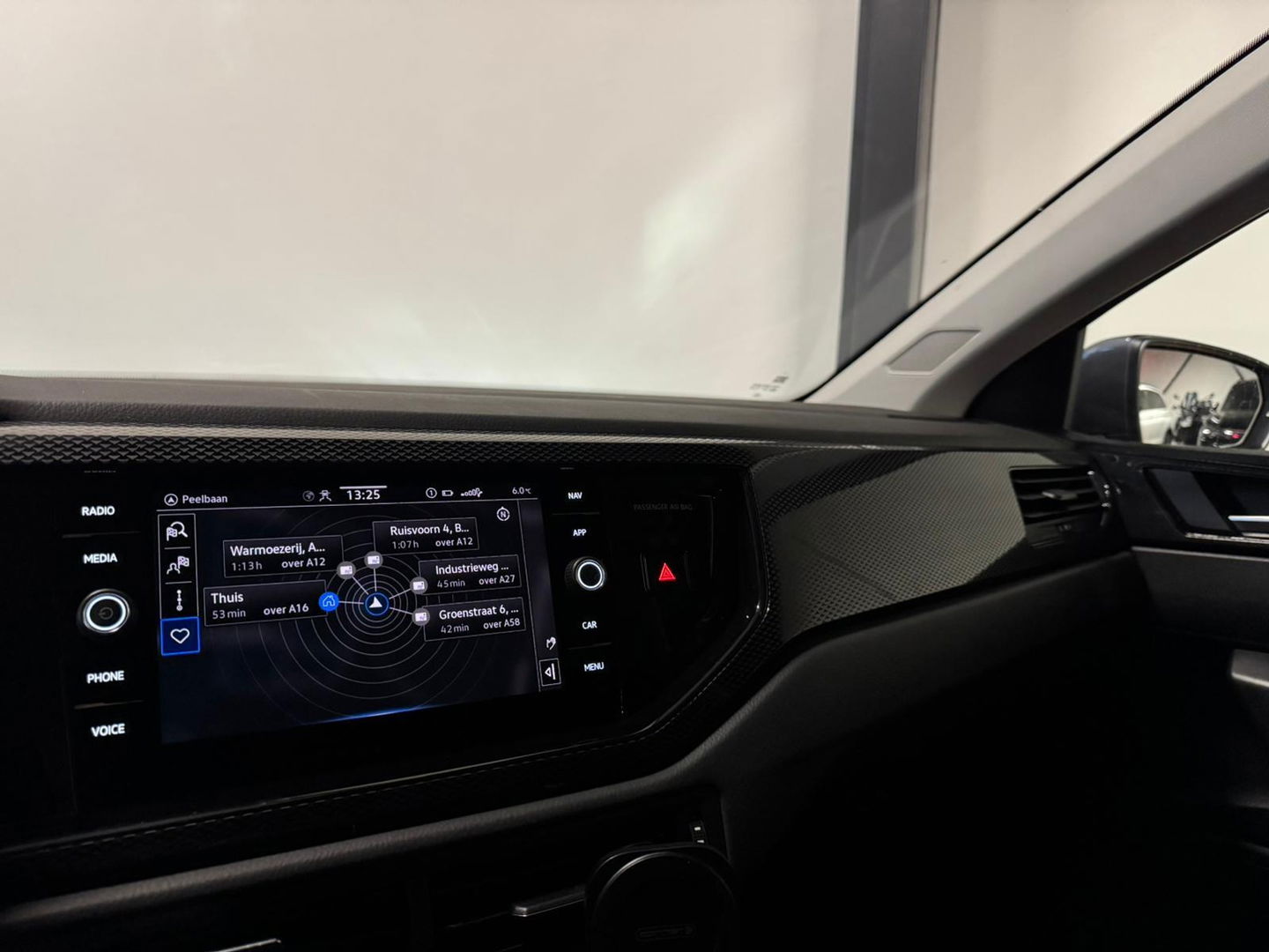 Volkswagen Polo 1.0 TSI Life PDC CARPLAY