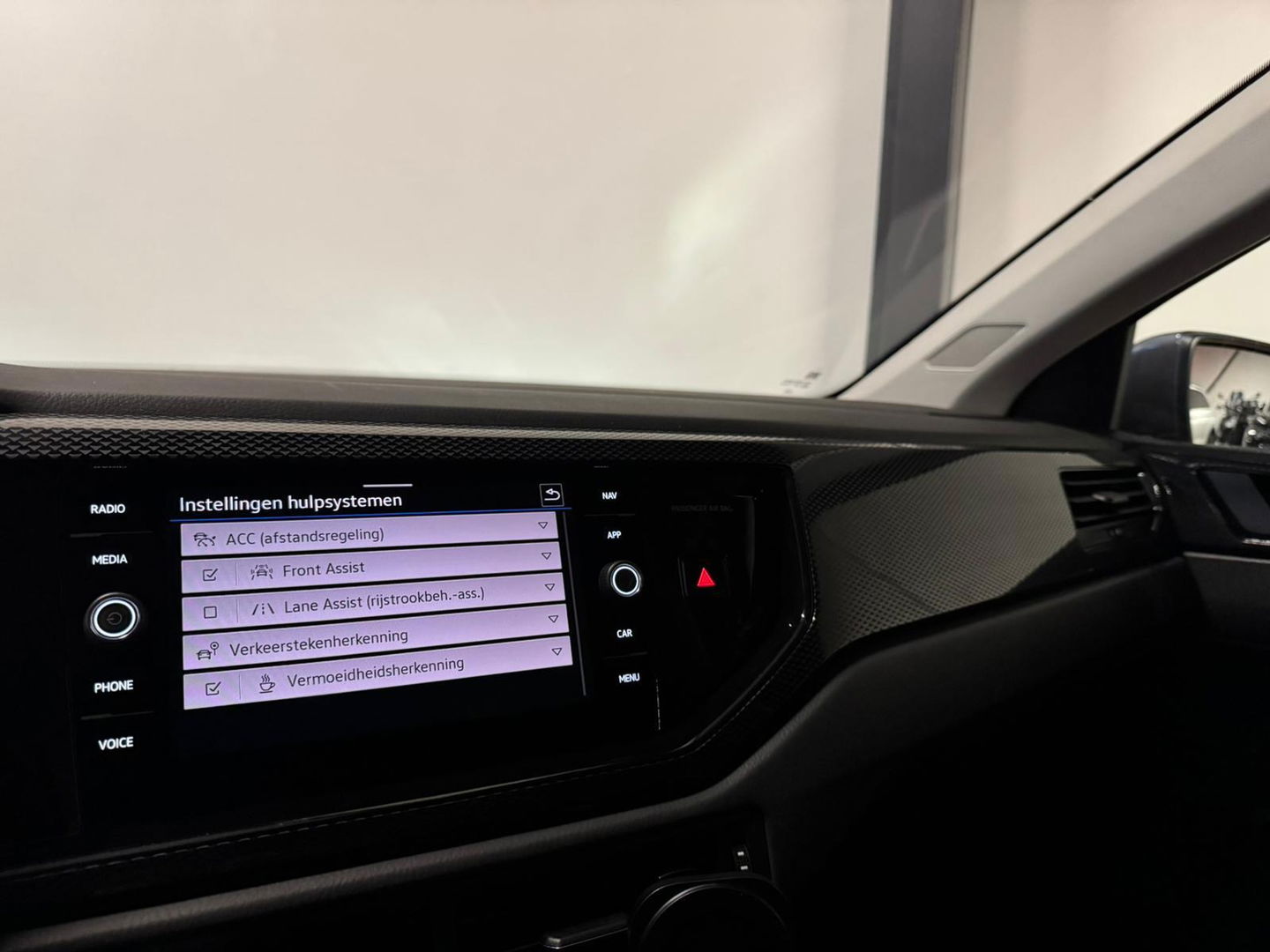 Volkswagen Polo 1.0 TSI Life PDC CARPLAY