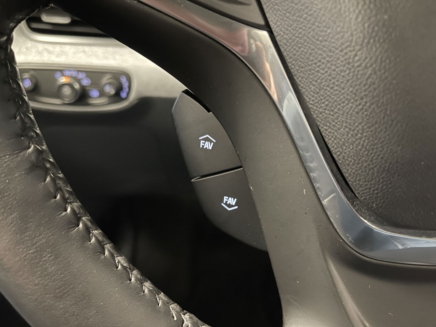 Opel Ampera-E Business executive 60 kWh | Apple Carplay | Android Auto | Origineel Nederlands | Trekhaak | Automatische Verlichting |