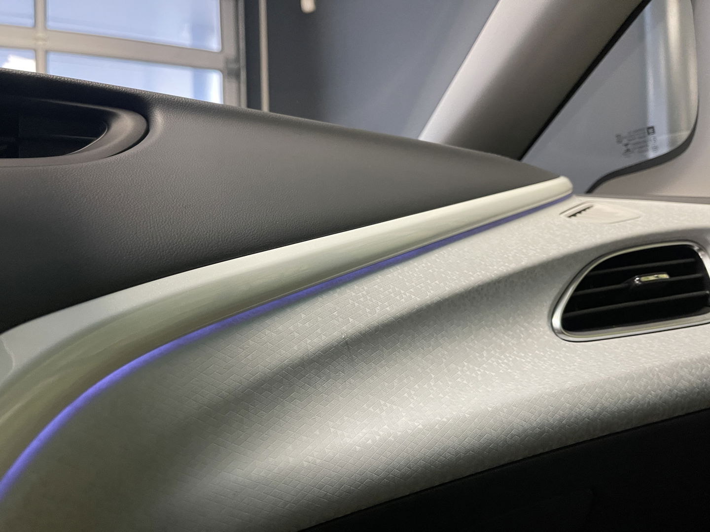 Opel Ampera-E Business executive 60 kWh | Apple Carplay | Android Auto | Origineel Nederlands | Trekhaak | Automatische Verlichting |