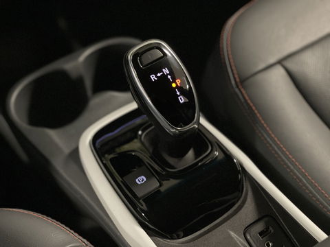 Opel Ampera-E Business executive 60 kWh | Apple Carplay | Android Auto | Origineel Nederlands | Trekhaak | Automatische Verlichting |