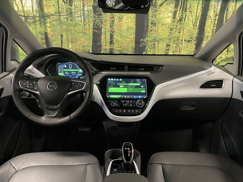 Opel Ampera-E Business executive 60 kWh | Apple Carplay | Android Auto | Origineel Nederlands | Trekhaak | Automatische Verlichting |