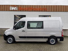 Renault Master T35 2.3 dCi 130pk L2H2 bpm vrij / euro 6 diesel / vaste prijs rijklaar € 19.950 ex btw / DC 7 persoons / zilver metallic / trekhaak 2500 kg / airco / cruise / navigatie