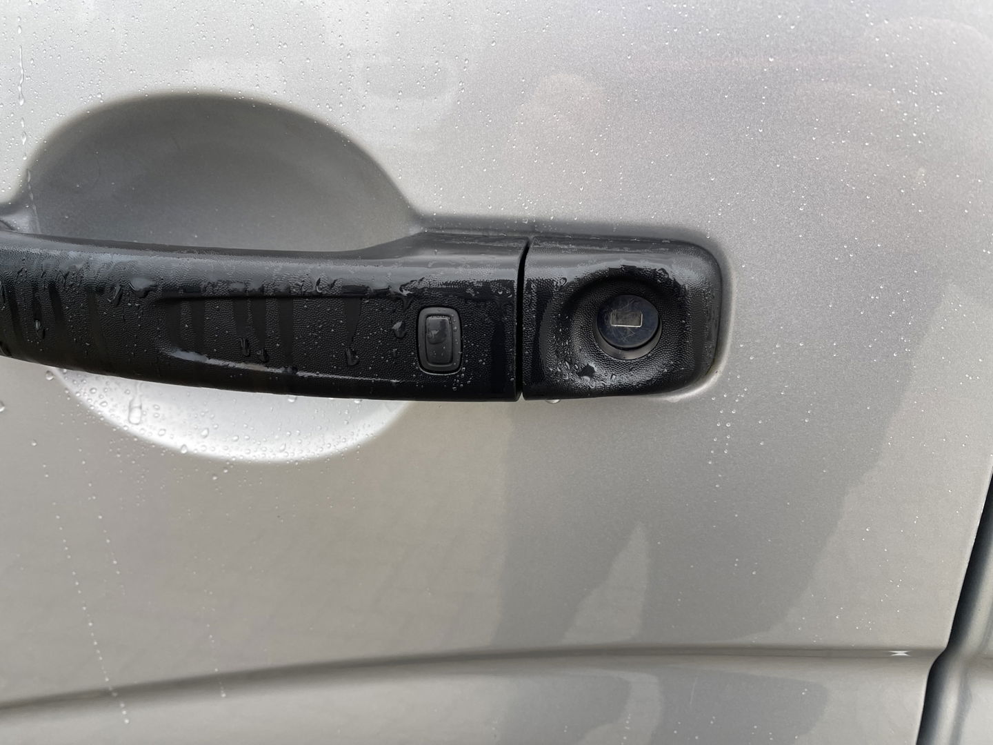 Renault Master T35 2.3 dCi 130pk L2H2 bpm vrij / euro 6 diesel / vaste prijs rijklaar € 19.950 ex btw / DC 7 persoons / zilver metallic / trekhaak 2500 kg / airco / cruise / navigatie