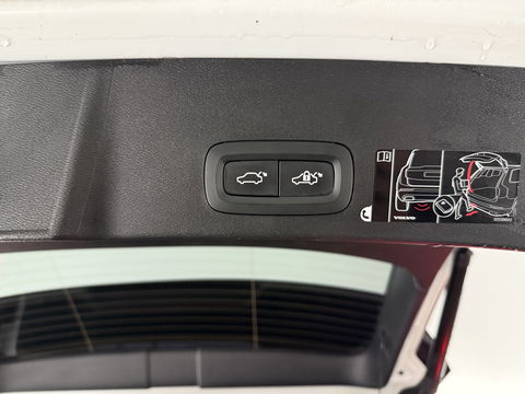 Volvo XC40 1.5 T5 Recharge R-Design | SOH 82% | Sfeer | Virtual | H/K | Camera | Memory | Trekh. | Stoel/Stuurverw. | Keyless | NAP