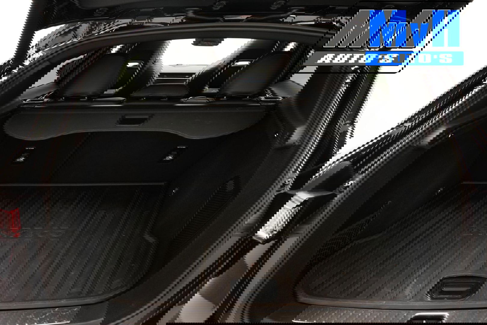 Lynk & Co 01 1.5 Hybride|LEER|FULL BLACK XL|ZWARTE.HEMEL|NAP