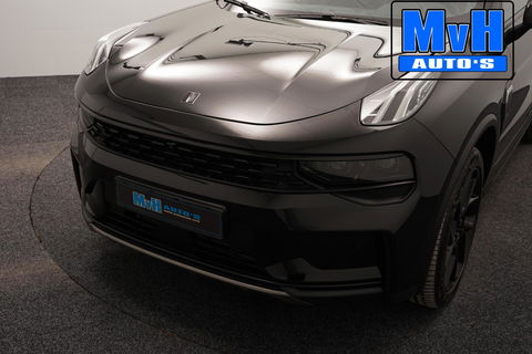 Lynk & Co 01 1.5 Hybride|LEER|FULL BLACK XL|ZWARTE.HEMEL|NAP