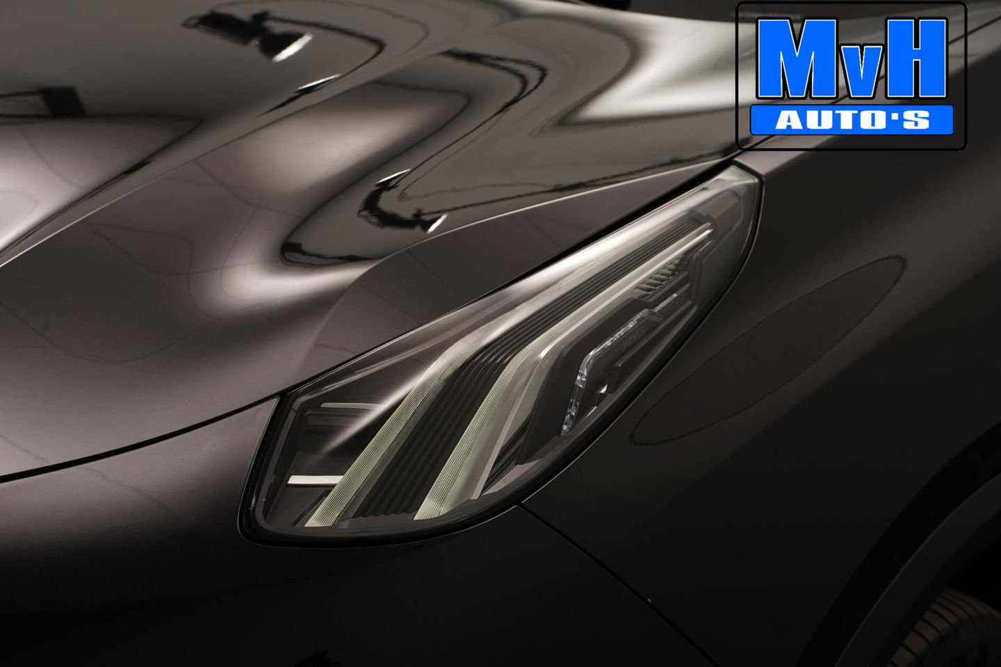 Lynk & Co 01 1.5 Hybride|LEER|FULL BLACK XL|ZWARTE.HEMEL|NAP