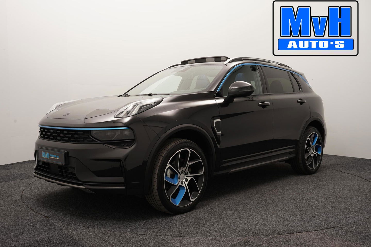 Lynk & Co 01 1.5 Plug-in Hybride|ZWARTE.HEMEL|360ºCAM|PANO|NAP