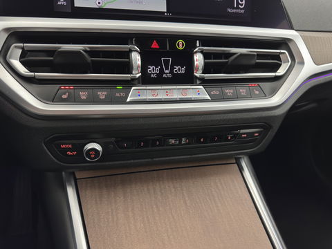 BMW 3-serie 320d High Executive Edition (INCL.BTW) *LUXURY-LEATHER | FULL-LED | DIGI-COCKPIT | HEATED-SPORTSEATS | HIFI-SOUND | NAVI-FULLMAP | KEYLESS | CAMERA | PRIVACY-GLASS | SHIFT-PADDLES | DAB+ | ECC | PDC | CRUISE | 19''ALU*