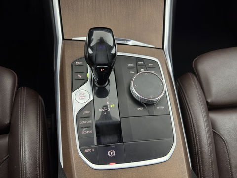 BMW 3-serie 320d High Executive Edition (INCL.BTW) *LUXURY-LEATHER | FULL-LED | DIGI-COCKPIT | HEATED-SPORTSEATS | HIFI-SOUND | NAVI-FULLMAP | KEYLESS | CAMERA | PRIVACY-GLASS | SHIFT-PADDLES | DAB+ | ECC | PDC | CRUISE | 19''ALU*