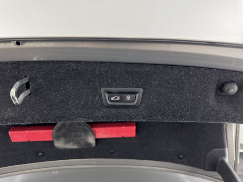 BMW 3-serie 320d High Executive Edition (INCL.BTW) *LUXURY-LEATHER | FULL-LED | DIGI-COCKPIT | HEATED-SPORTSEATS | HIFI-SOUND | NAVI-FULLMAP | KEYLESS | CAMERA | PRIVACY-GLASS | SHIFT-PADDLES | DAB+ | ECC | PDC | CRUISE | 19''ALU*