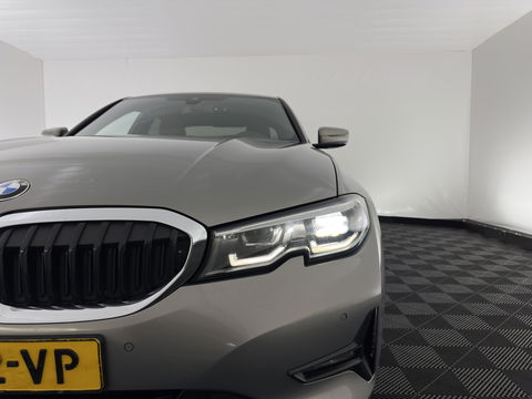 BMW 3-serie 320d High Executive Edition (INCL.BTW) *LUXURY-LEATHER | FULL-LED | DIGI-COCKPIT | HEATED-SPORTSEATS | HIFI-SOUND | NAVI-FULLMAP | KEYLESS | CAMERA | PRIVACY-GLASS | SHIFT-PADDLES | DAB+ | ECC | PDC | CRUISE | 19''ALU*