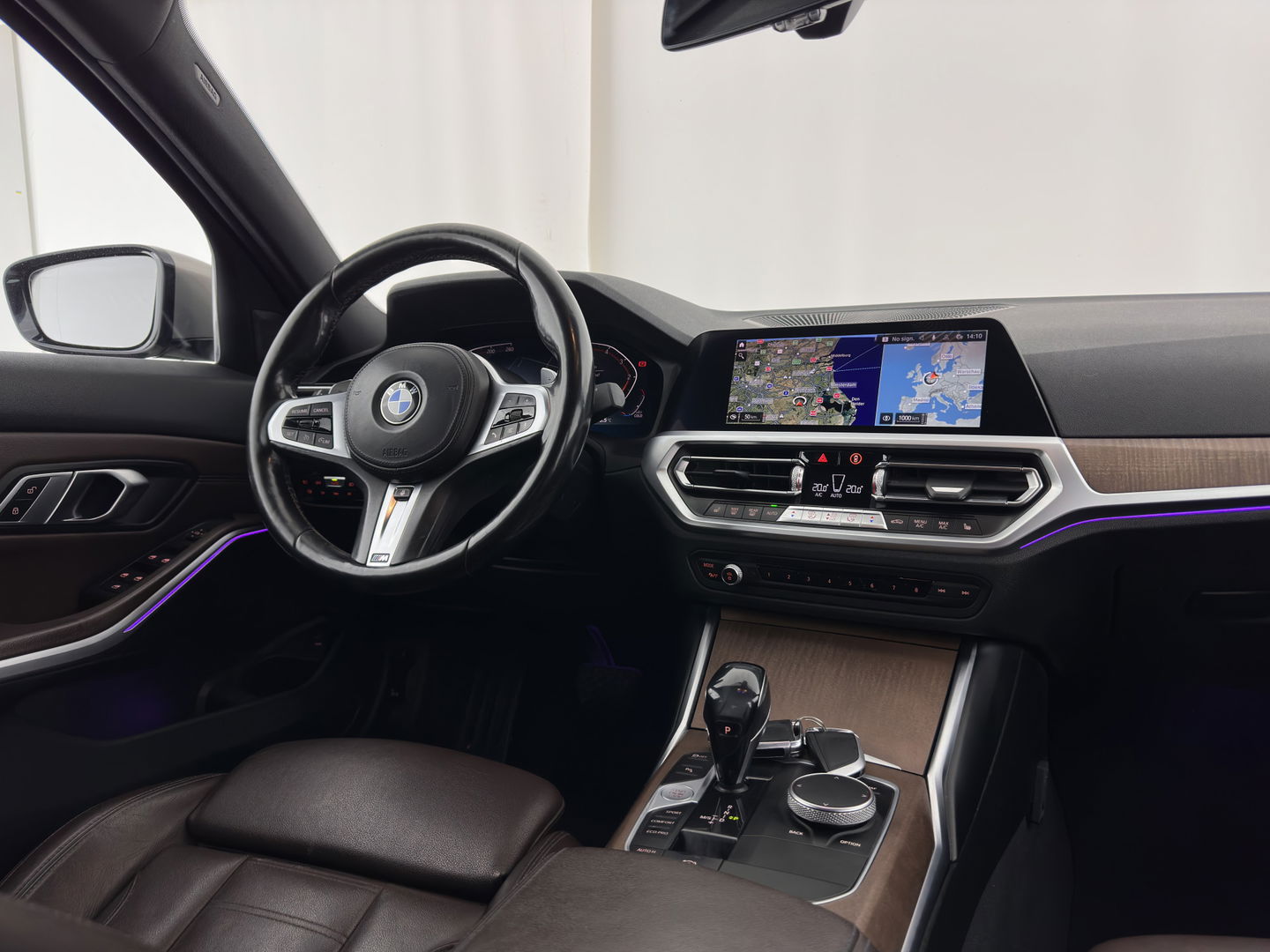 BMW 3-serie 320d High Executive Edition (INCL.BTW) *LUXURY-LEATHER | FULL-LED | DIGI-COCKPIT | HEATED-SPORTSEATS | HIFI-SOUND | NAVI-FULLMAP | KEYLESS | CAMERA | PRIVACY-GLASS | SHIFT-PADDLES | DAB+ | ECC | PDC | CRUISE | 19''ALU*