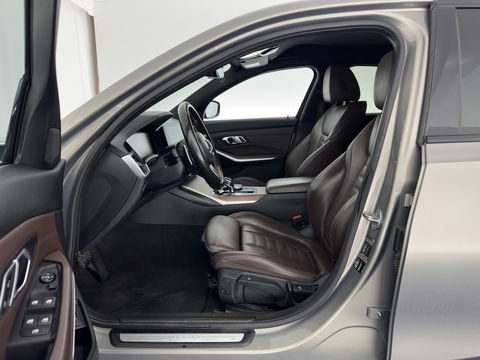 BMW 3-serie 320d High Executive Edition (INCL.BTW) *LUXURY-LEATHER | FULL-LED | DIGI-COCKPIT | HEATED-SPORTSEATS | HIFI-SOUND | NAVI-FULLMAP | KEYLESS | CAMERA | PRIVACY-GLASS | SHIFT-PADDLES | DAB+ | ECC | PDC | CRUISE | 19''ALU*