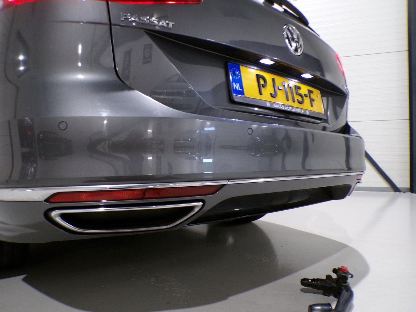 Volkswagen Passat Variant 1.4 TSI Highline Business R-Line "Origineel NL!" Automaat! Apple-Carplay Xenon 19"Velgen Adaptive-cruise