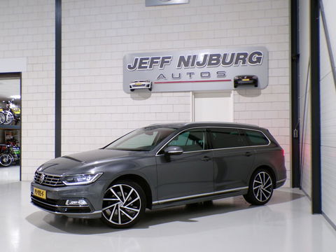 Volkswagen Passat Variant 1.4 TSI Highline Business R-Line "Origineel NL!" Automaat! Apple-Carplay Xenon 19"Velgen Adaptive-cruise