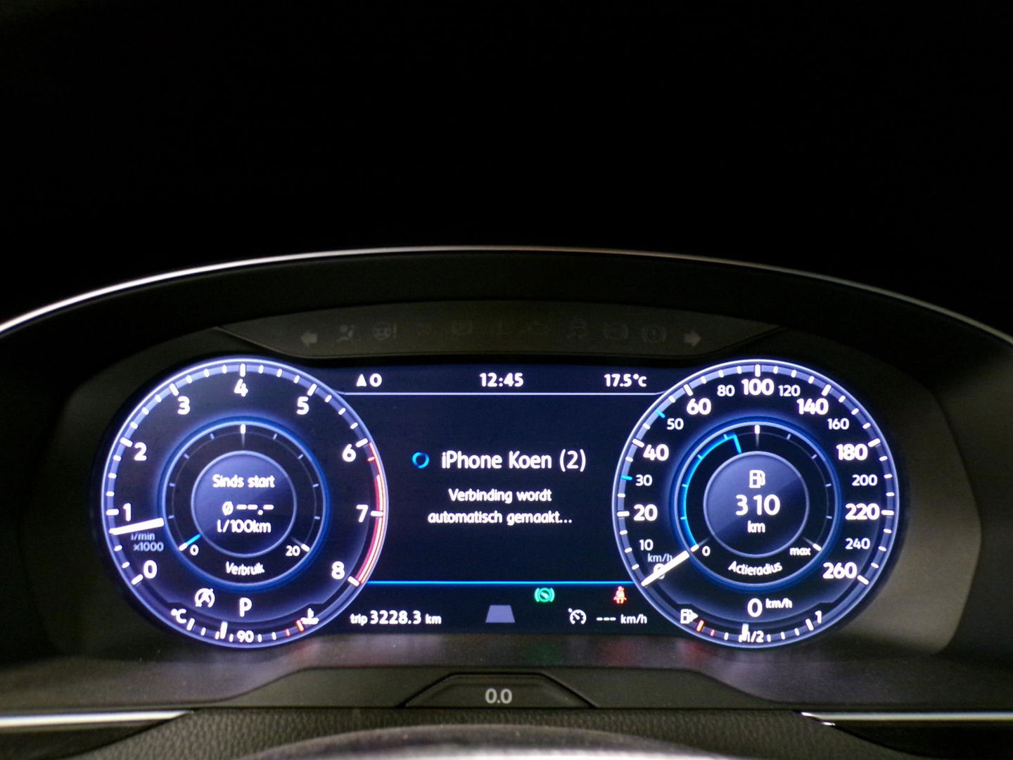 Volkswagen Passat Variant 1.4 TSI Highline Business R-Line "Origineel NL!" Automaat! Apple-Carplay Xenon 19"Velgen Adaptive-cruise