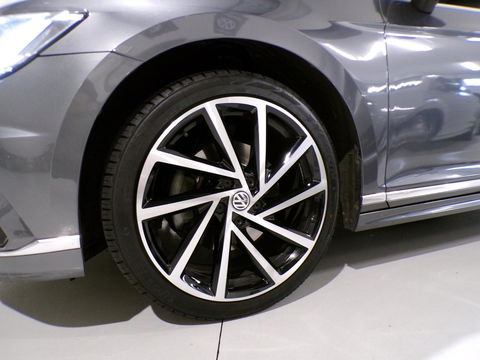 Volkswagen Passat Variant 1.4 TSI Highline Business R-Line "Origineel NL!" Automaat! Apple-Carplay Xenon 19"Velgen Adaptive-cruise