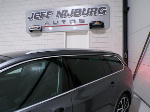Volkswagen Passat Variant 1.4 TSI Highline Business R-Line "Origineel NL!" Automaat! Apple-Carplay Xenon 19"Velgen Adaptive-cruise