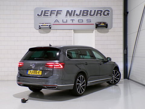 Volkswagen Passat Variant 1.4 TSI Highline Business R-Line "Origineel NL!" Automaat! Apple-Carplay Xenon 19"Velgen Adaptive-cruise
