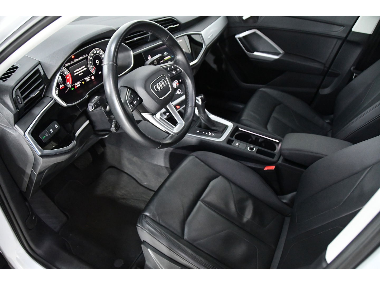 Audi Q3 Sportback 35 TFSI S Edition Matrix Led Pano Leder