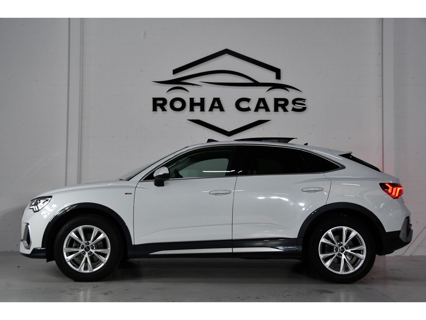 Audi Q3 Sportback 35 TFSI S Edition Matrix Led Pano Leder