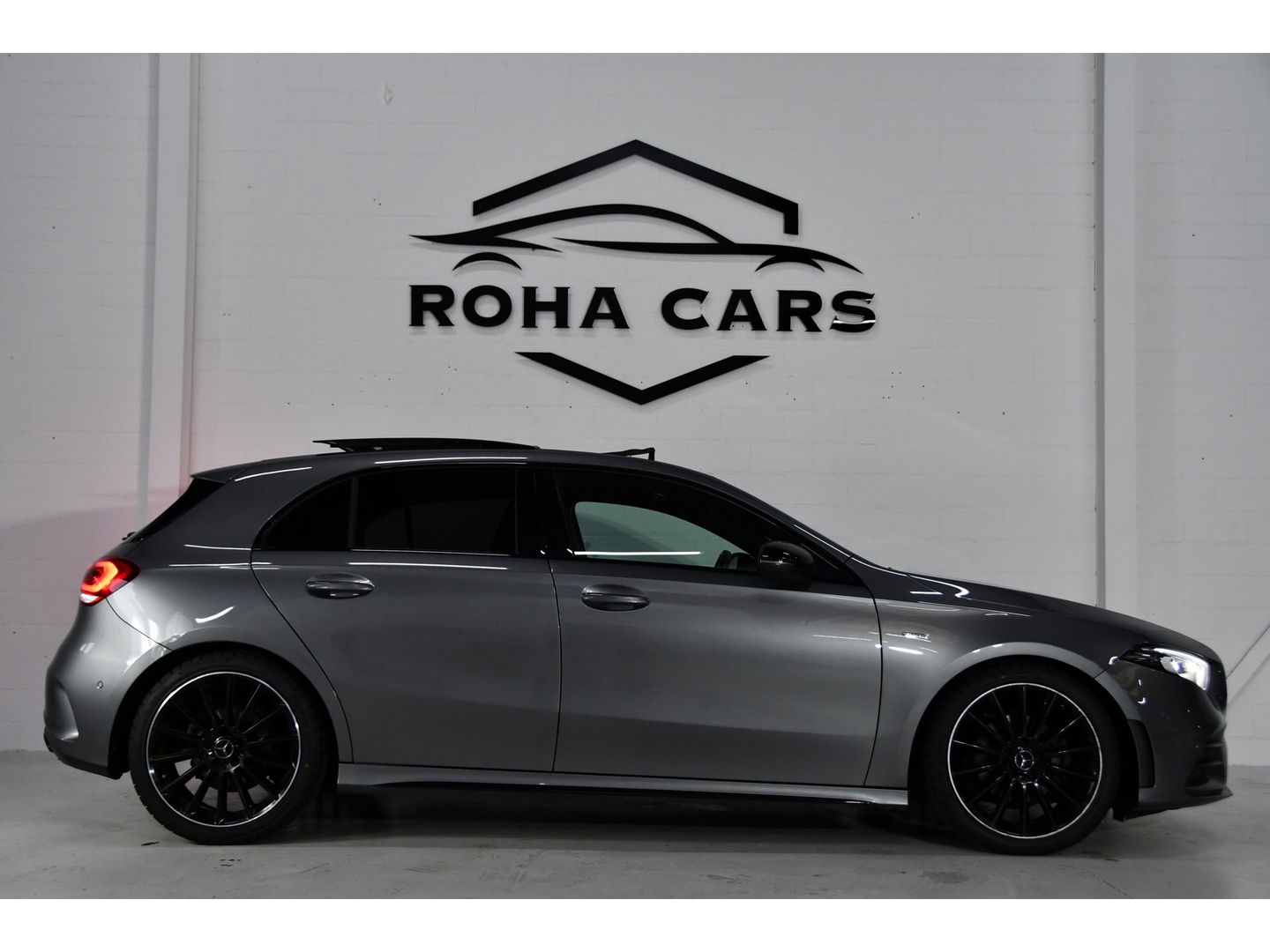 Mercedes-Benz A-Klasse 200 AMG Line Pano Sfeer Cam