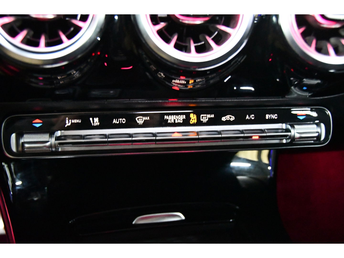 Mercedes-Benz A-Klasse 200 AMG Line Pano Sfeer Cam