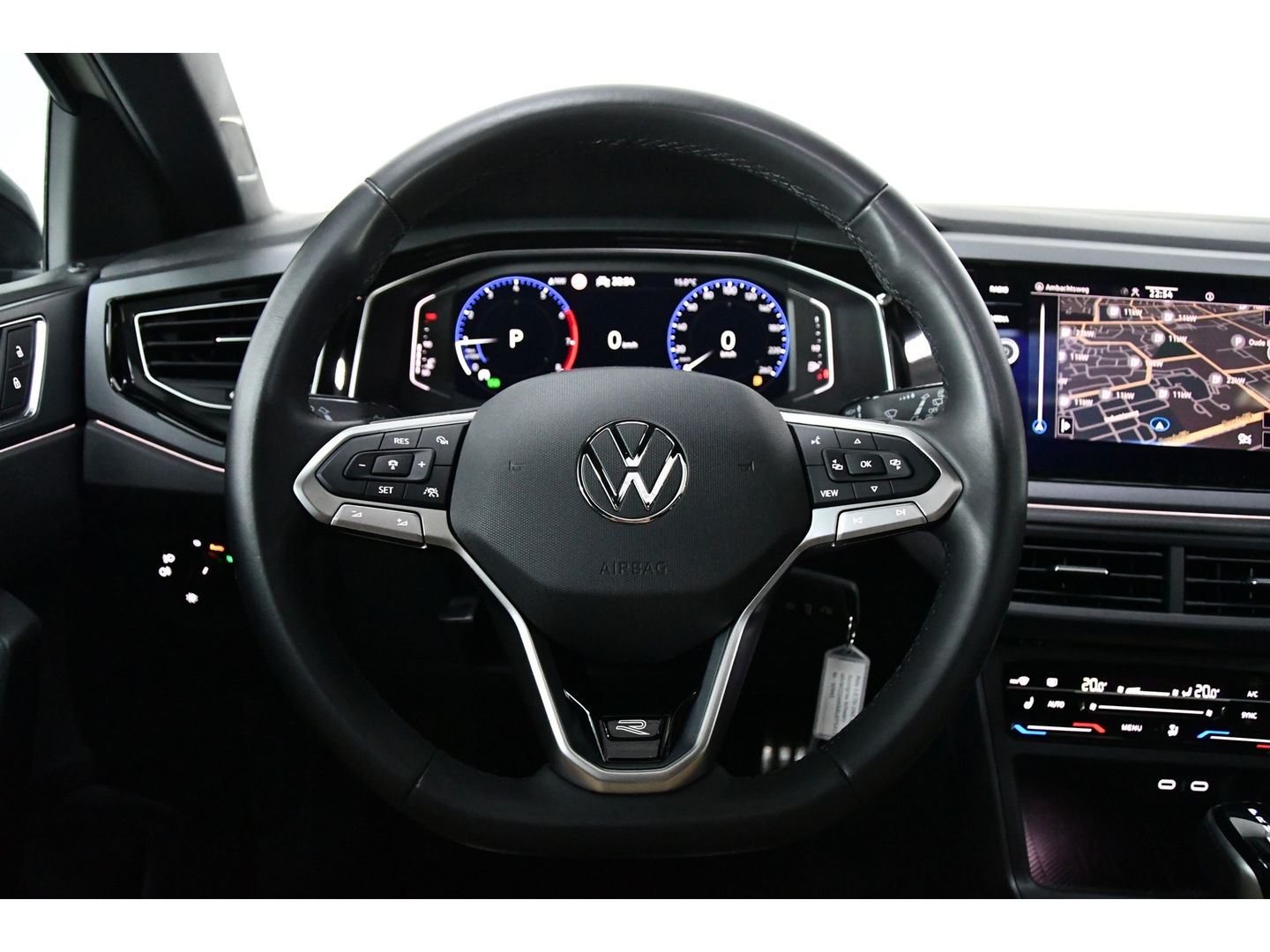 Volkswagen Polo 1.0 TSI R-line pano dsg cam iq light