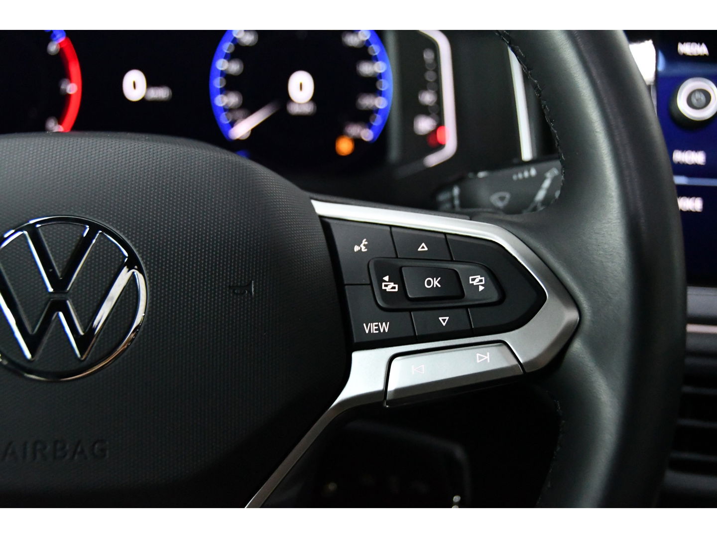 Volkswagen Polo 1.0 TSI R-line pano dsg cam iq light