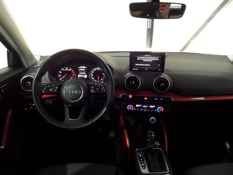 Audi Q2 1.0 TFSI Sport "Origineel NL!" Automaat! Adaptive-cruise Navigatie Bluetooth Parkeersensor, van 2e eigenaar in nieuwstaat!