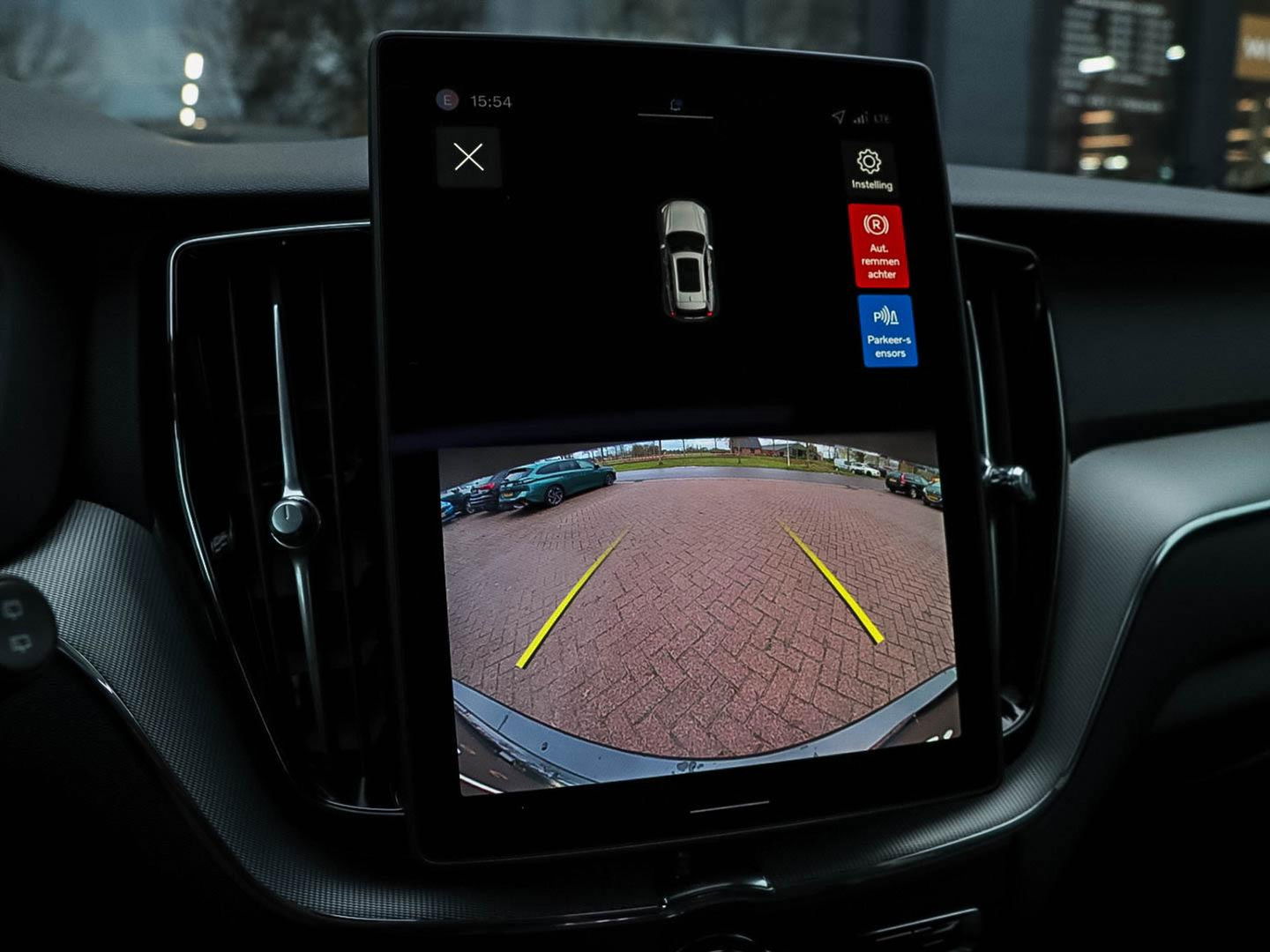 Volvo XC60 2.0 T6 Plug-in hybrid AWD Plus Black Edition