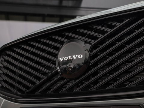 Volvo XC60 2.0 T6 Plug-in hybrid AWD Plus Dark