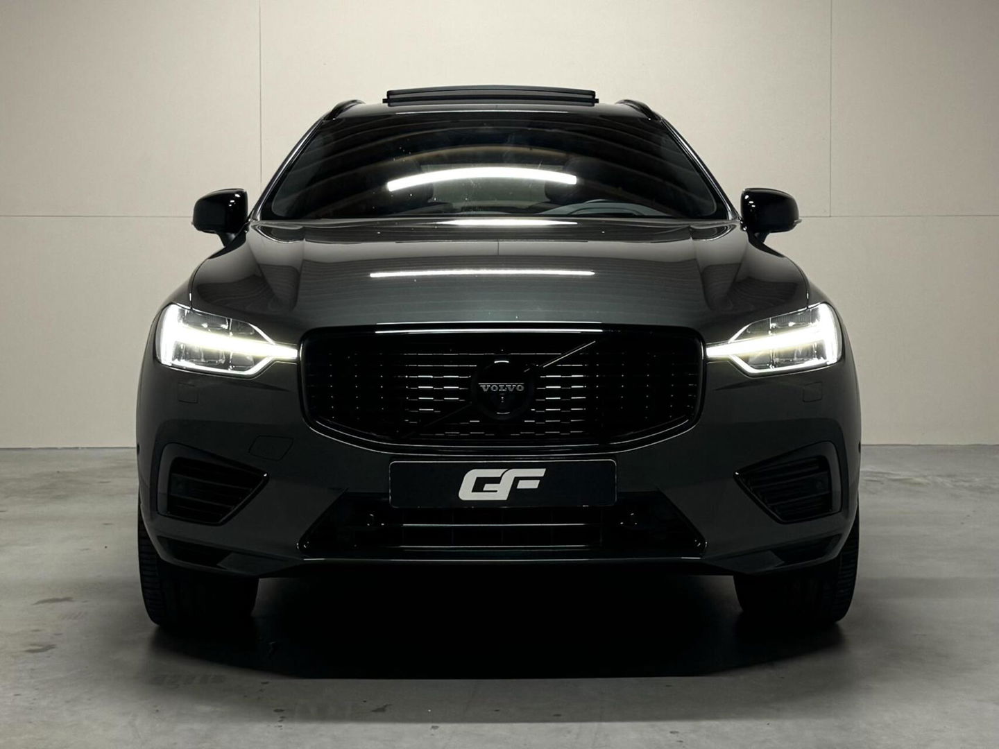 Volvo XC60 2.0 Recharge T6 AWD Ultimate Dark Pano H/D 360° HUD Trekh.